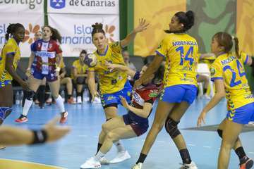 El Rocasa suma un punto ante Guardés en un partido no apto para cardíacos/TA.